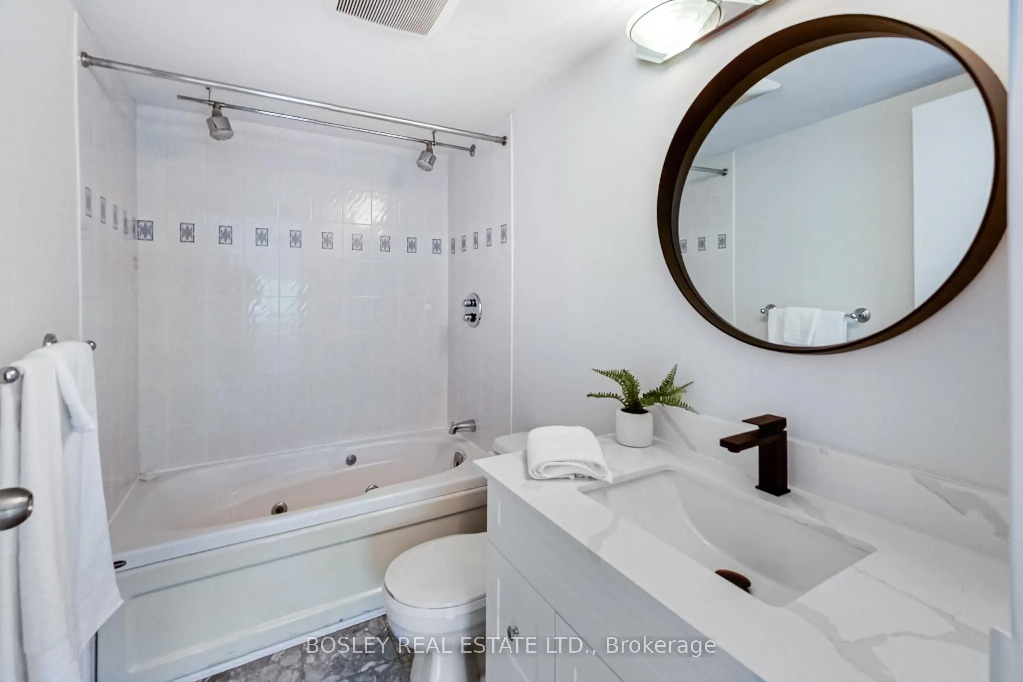 393 King Street E, #202