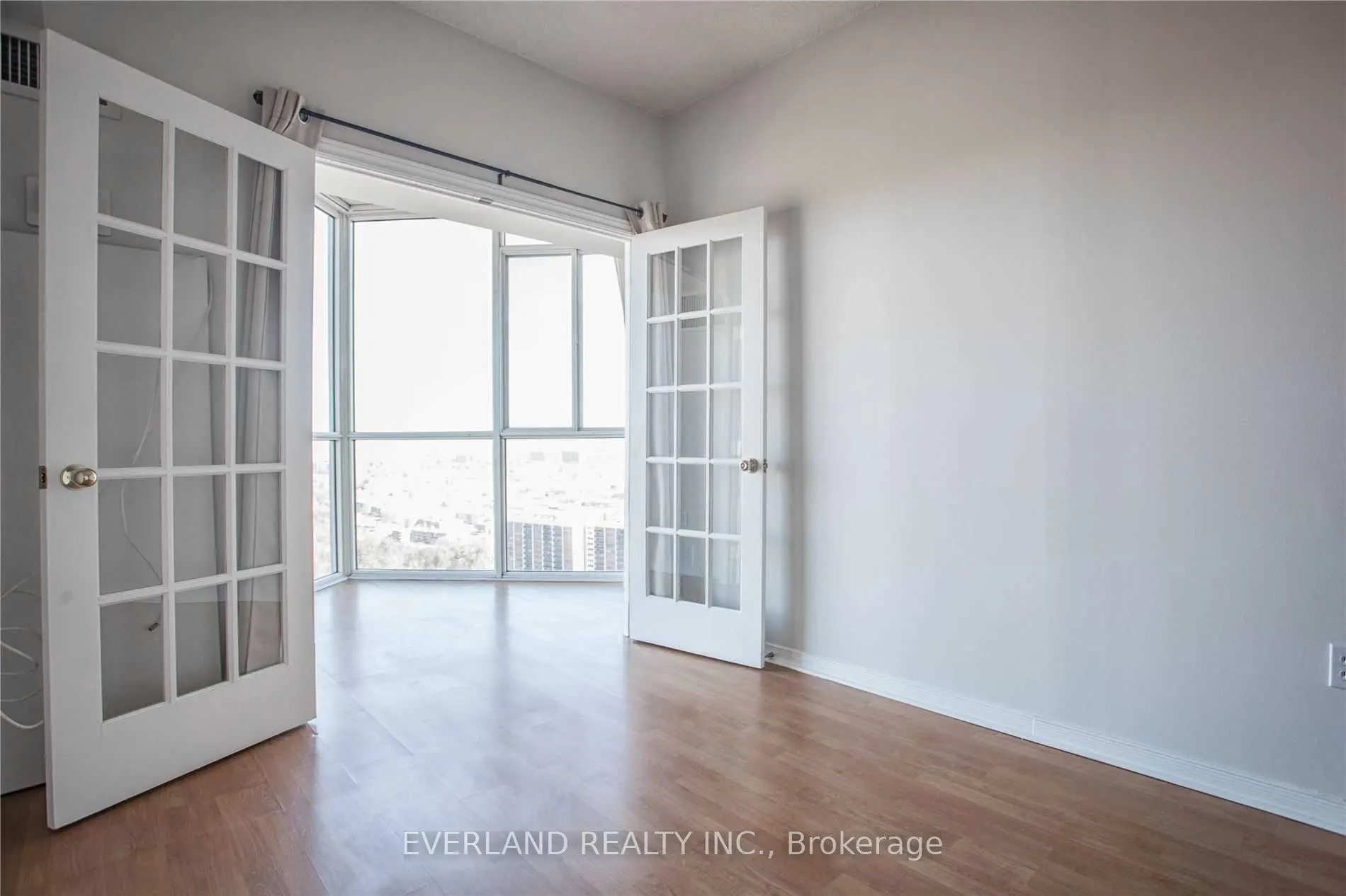 5 Concorde Place, #3711