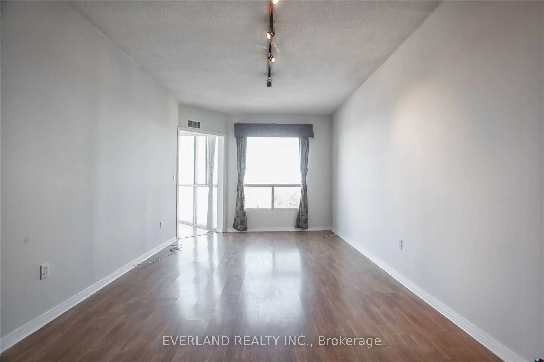 5 Concorde Place, #3711