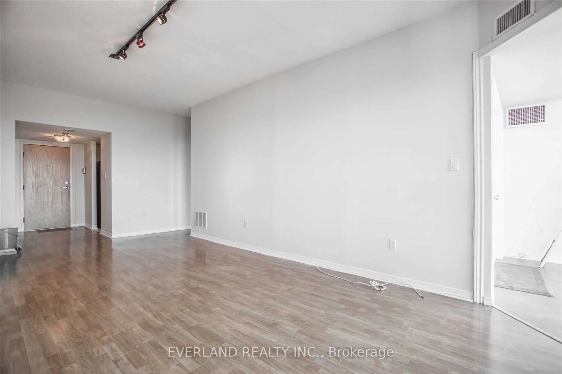 5 Concorde Place, #3711