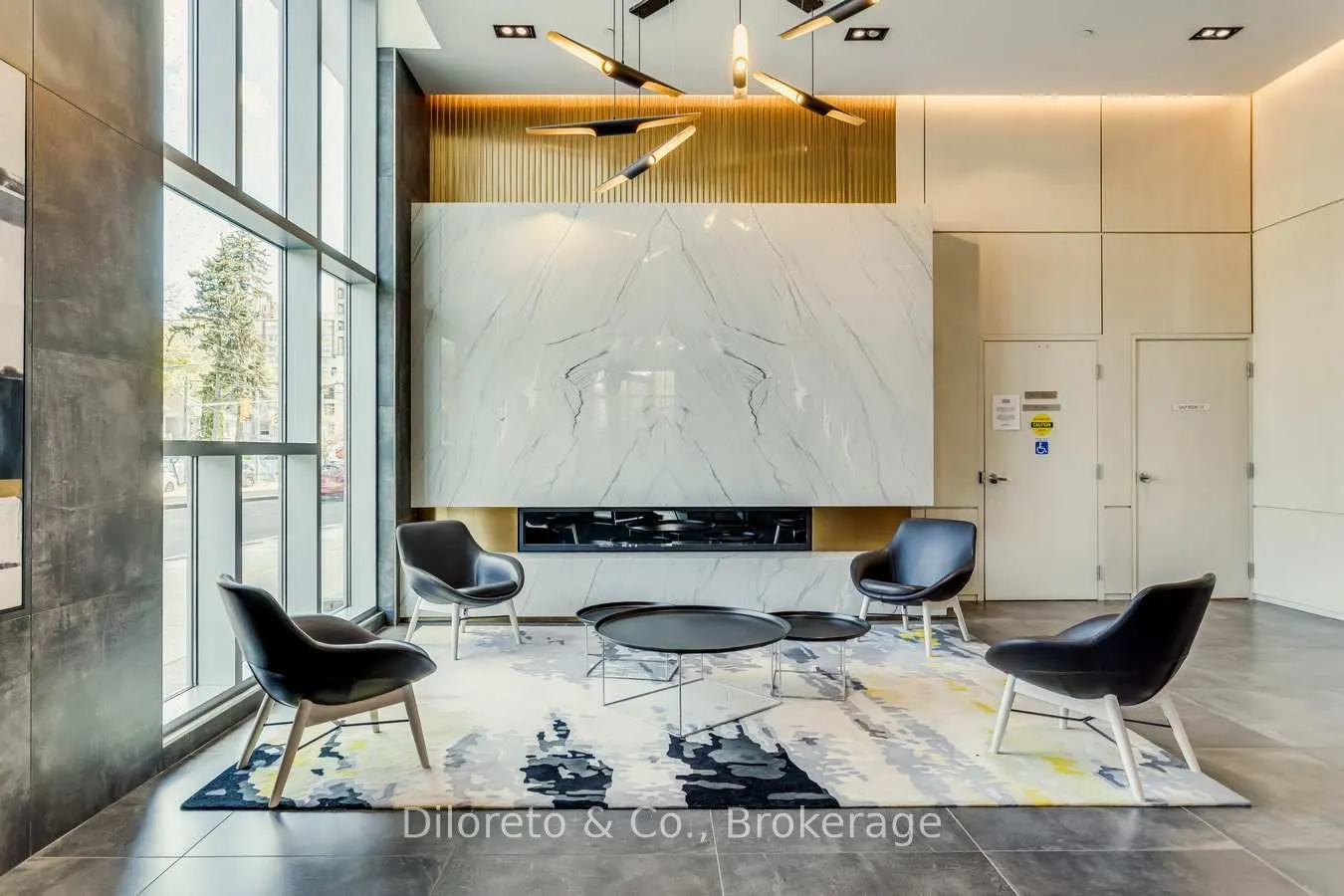 223 St Clair Avenue W, #406