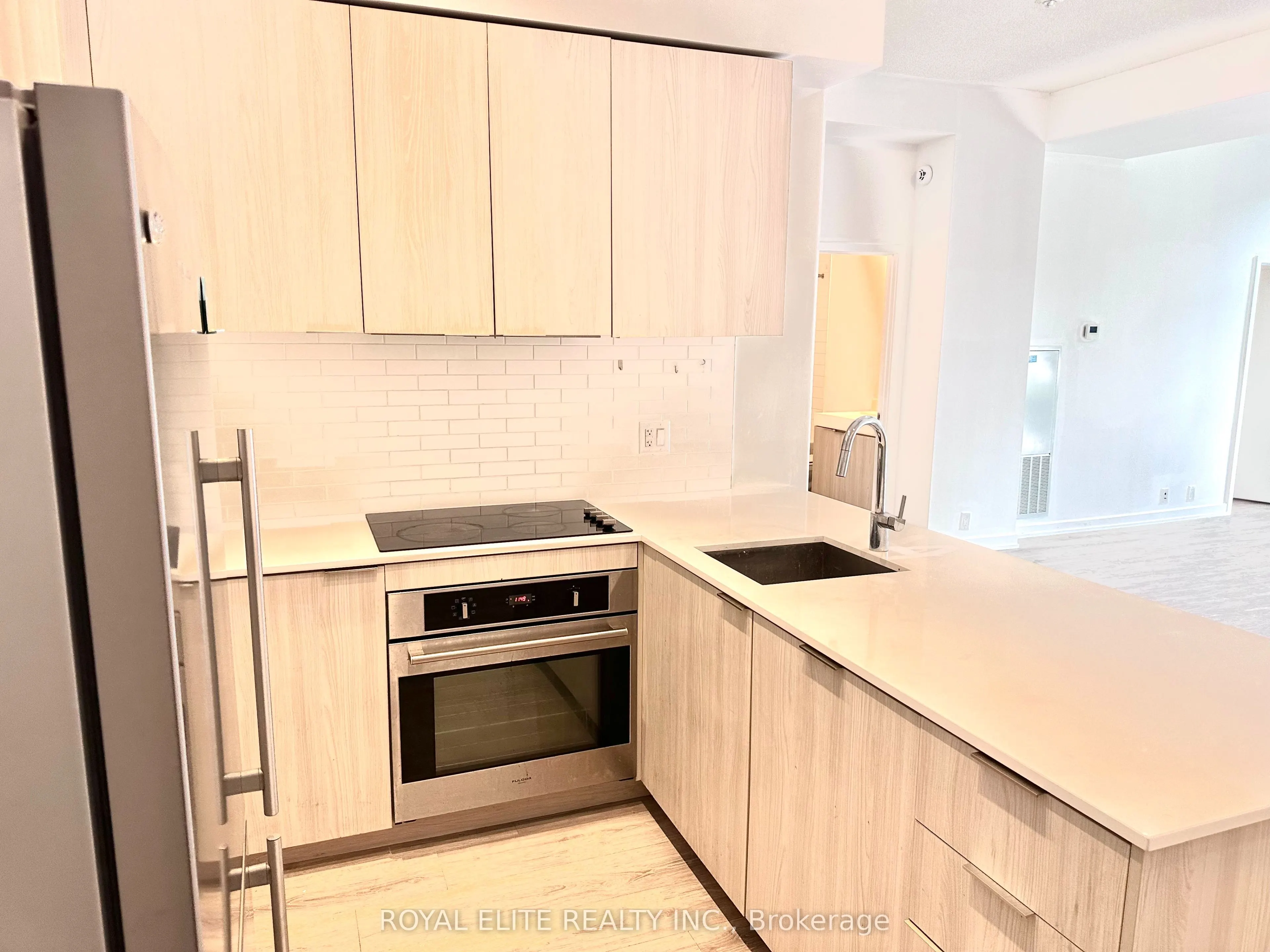 20 Tubman Avenue, #101