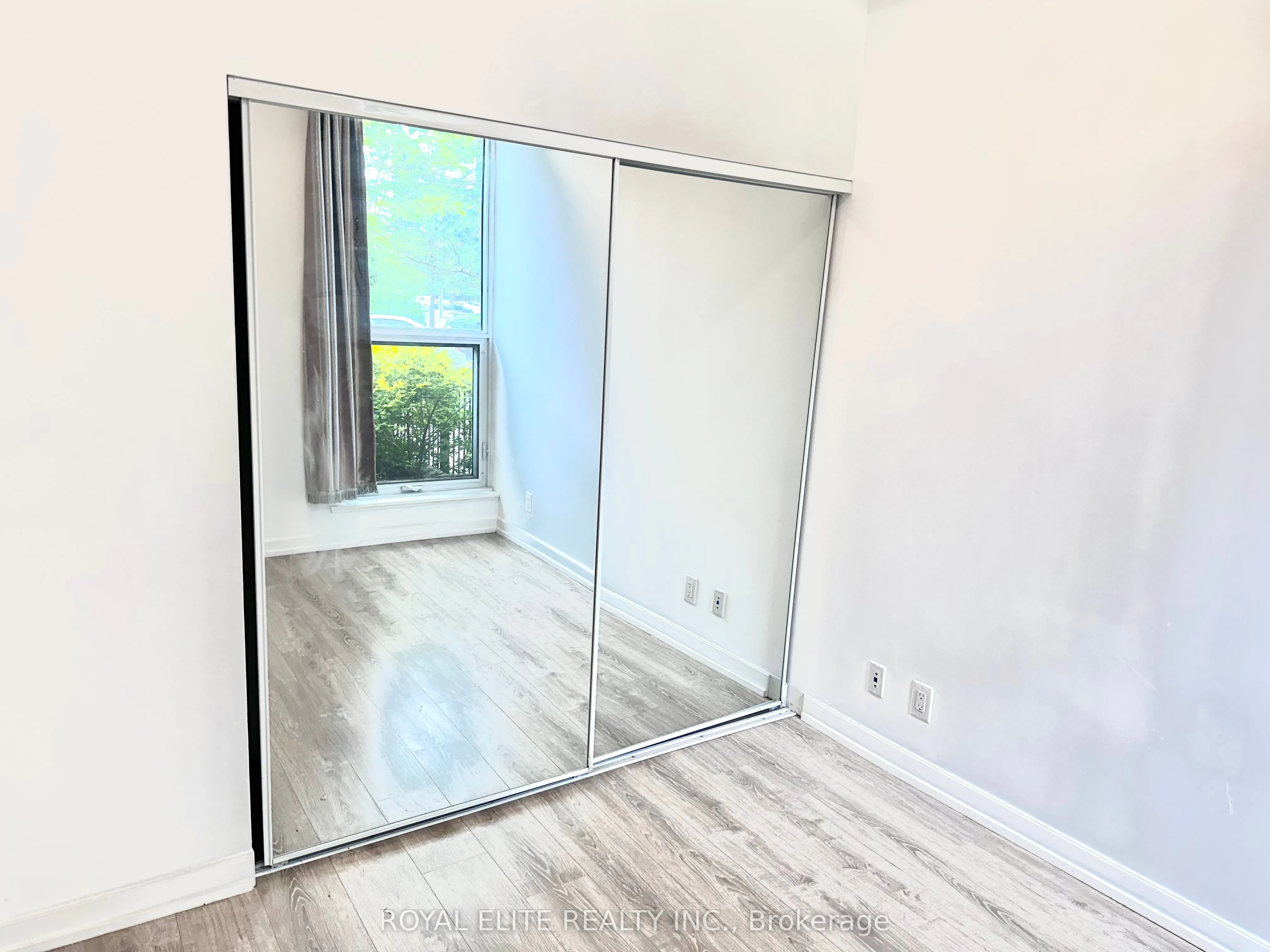 20 Tubman Avenue, #101