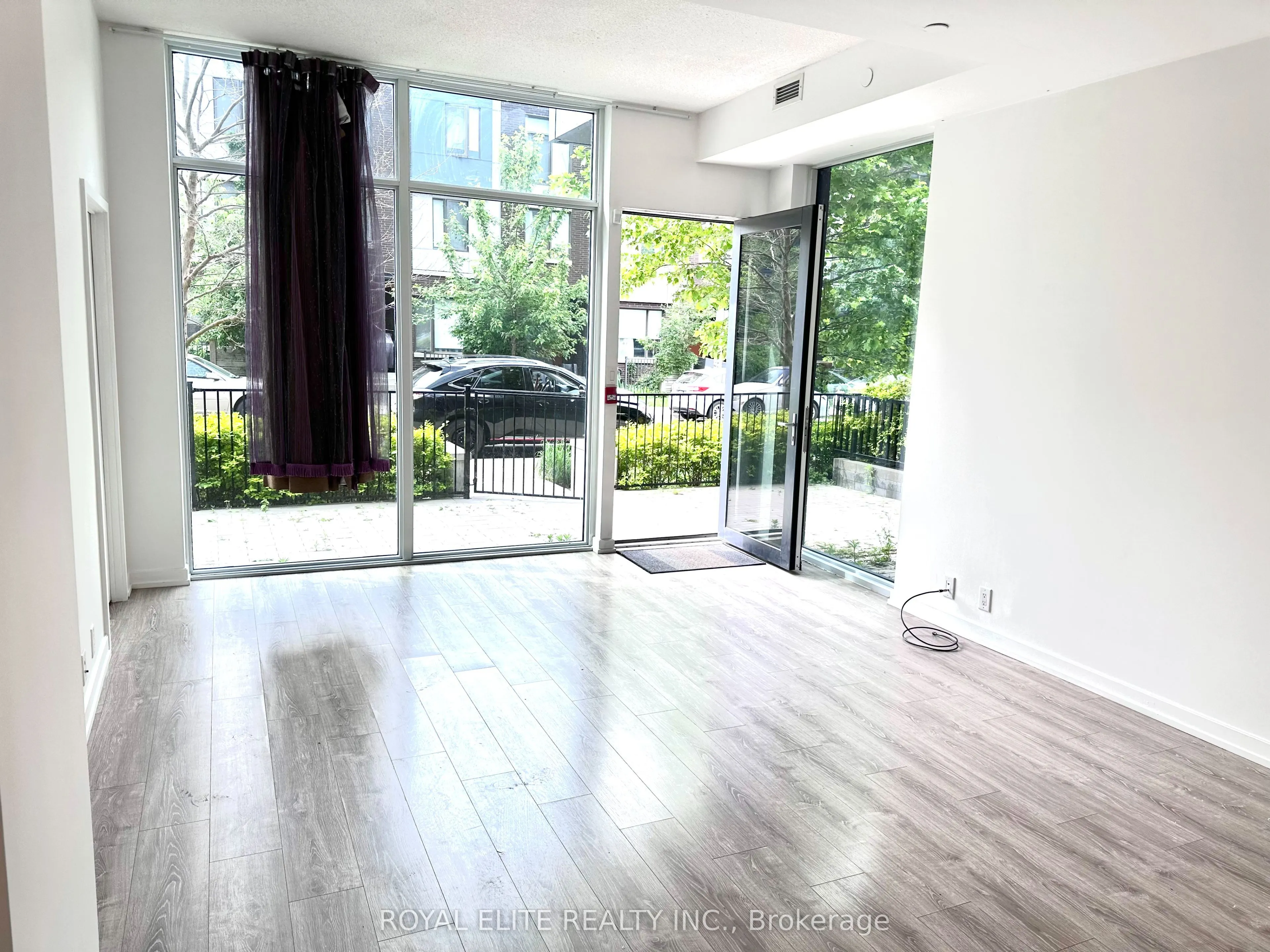 20 Tubman Avenue, #101