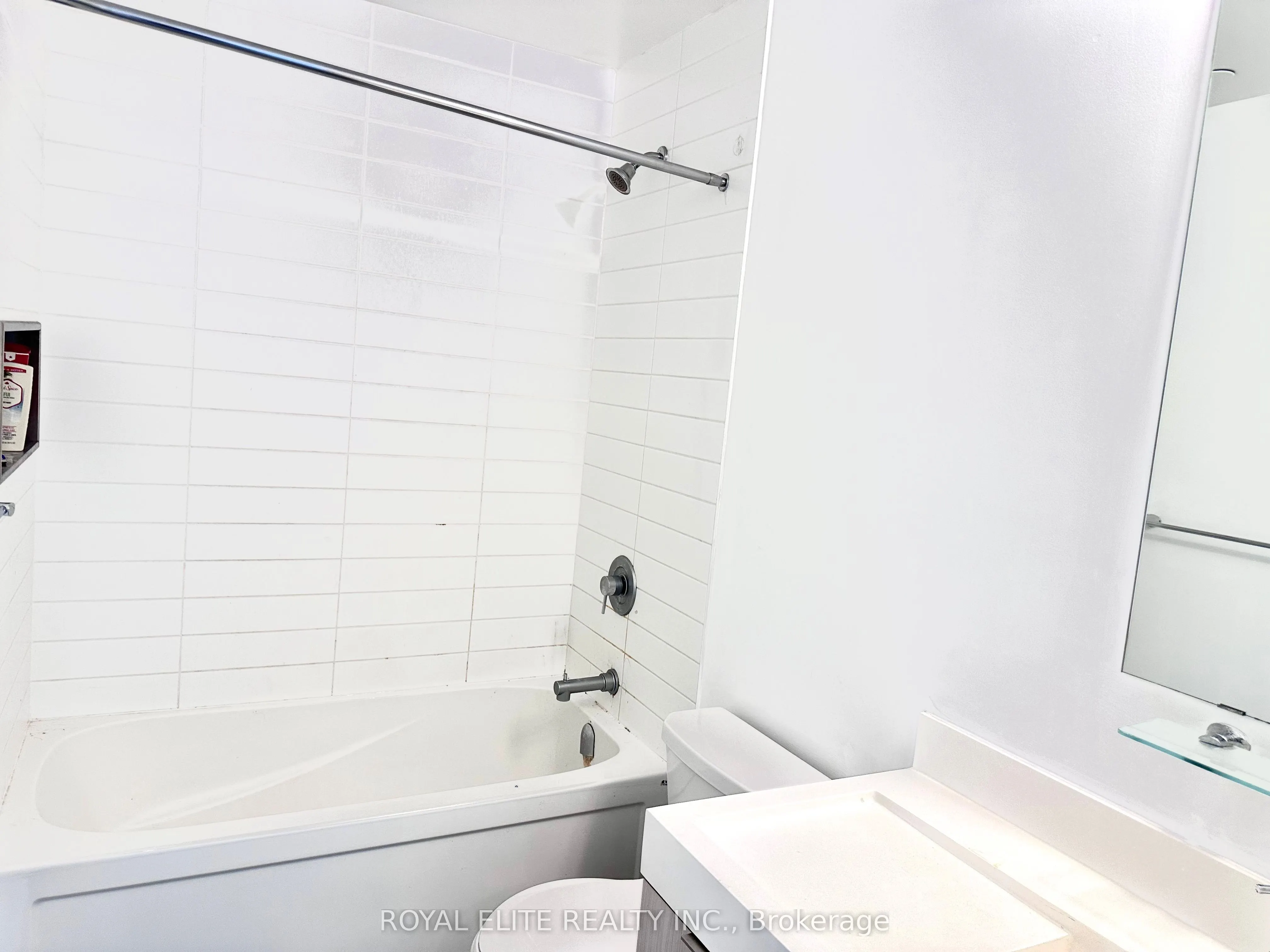 20 Tubman Avenue, #101