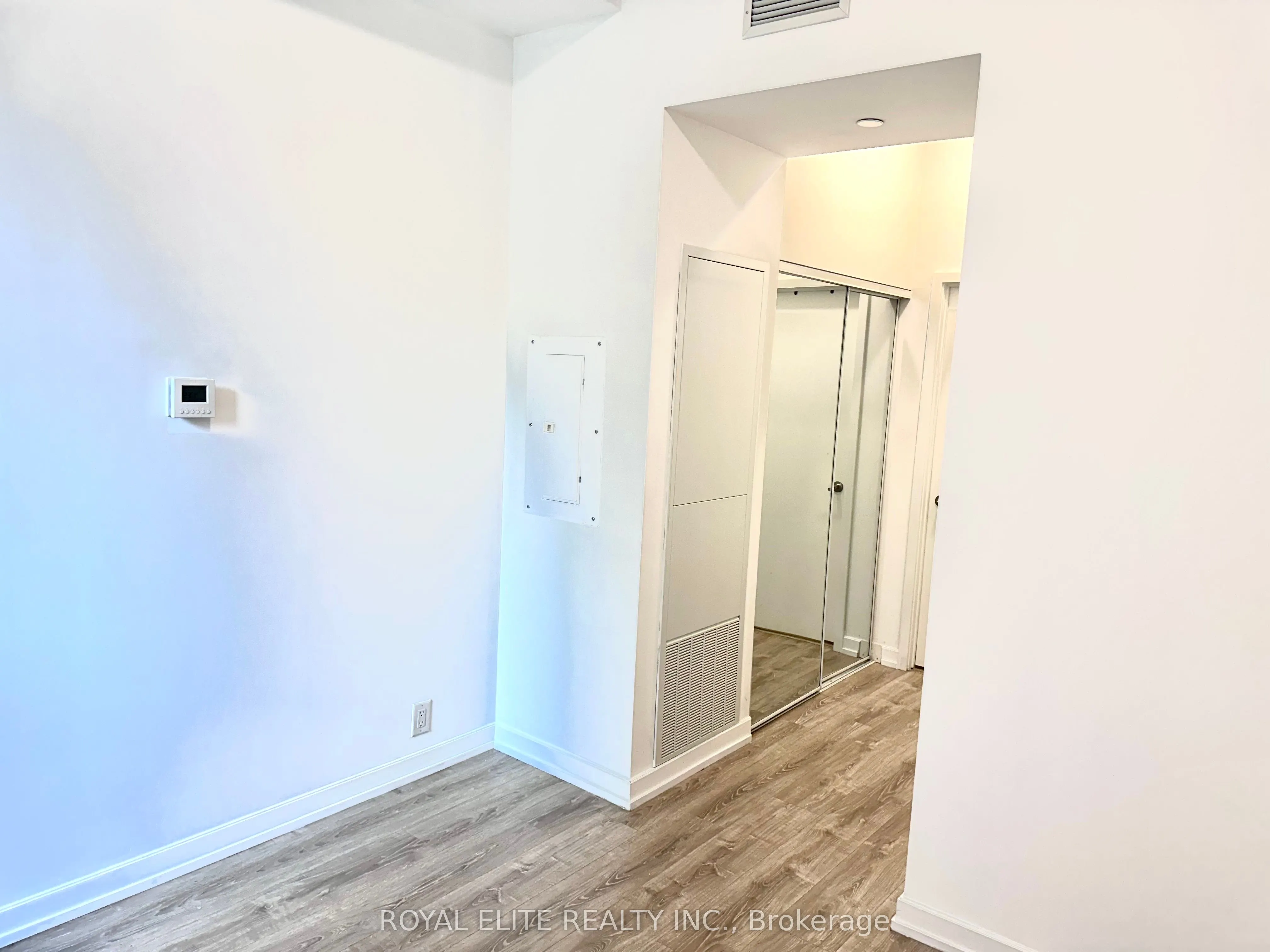 20 Tubman Avenue, #101