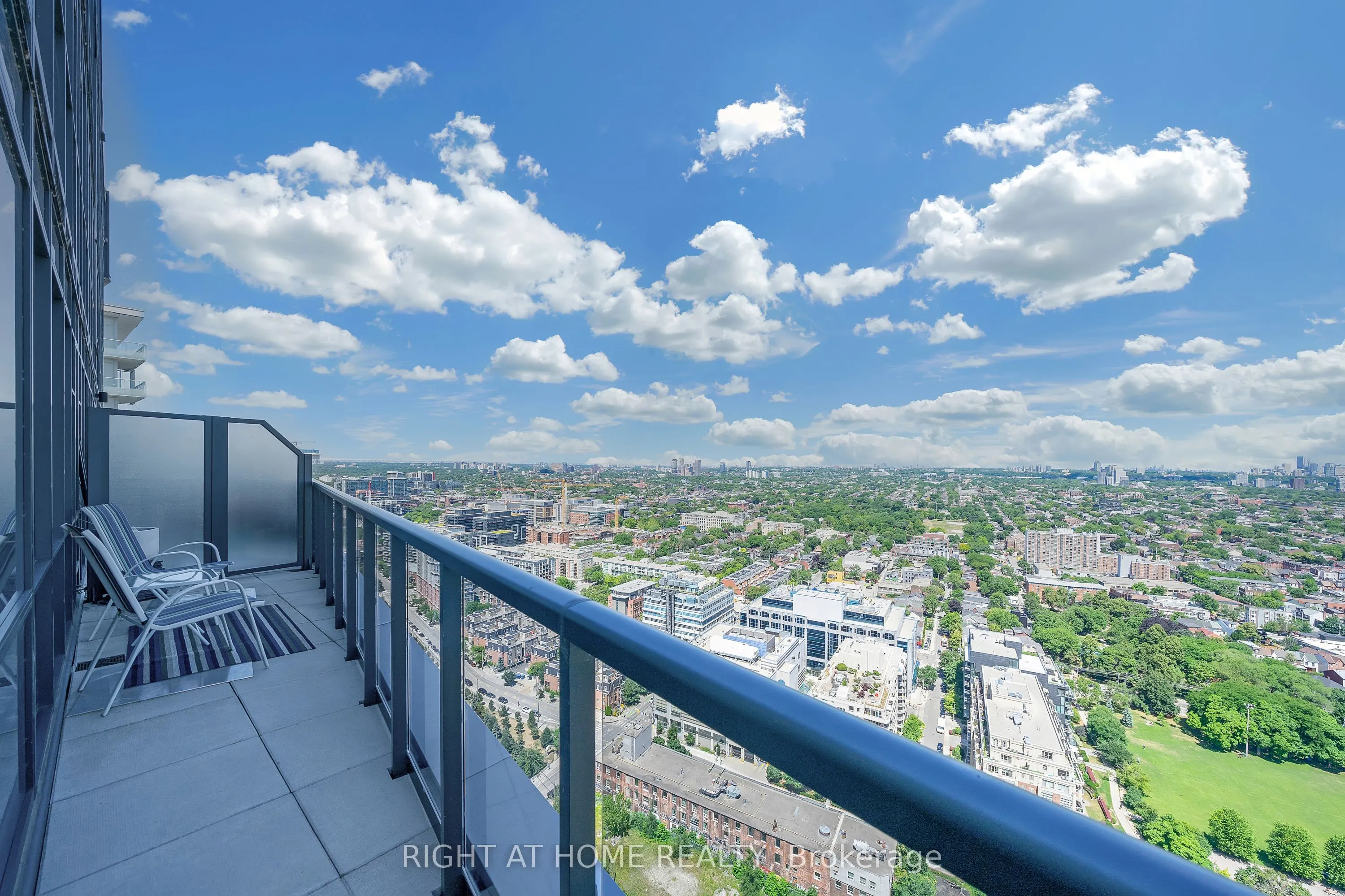 50 Ordnance Street, #3307