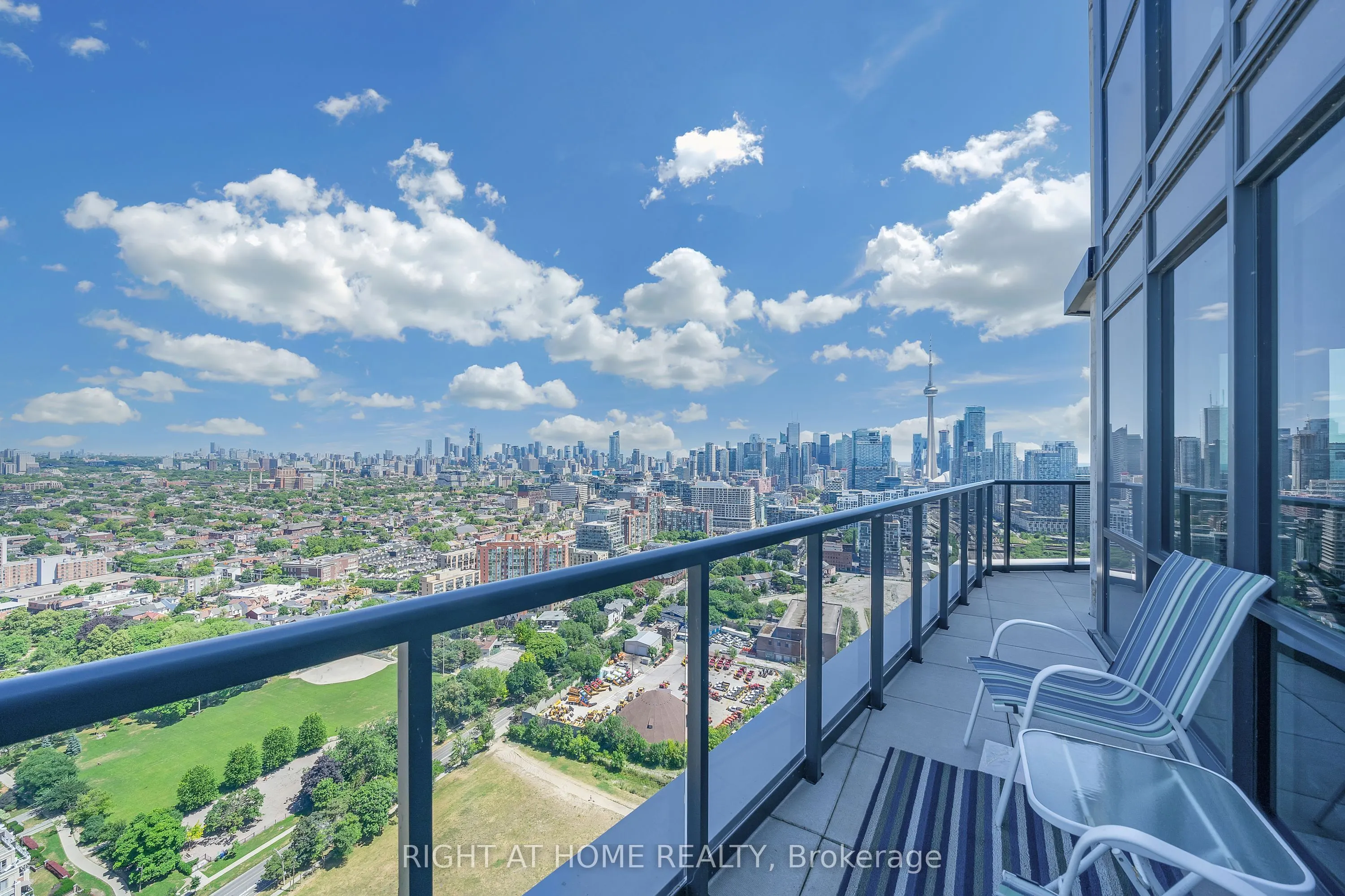 50 Ordnance Street, #3307