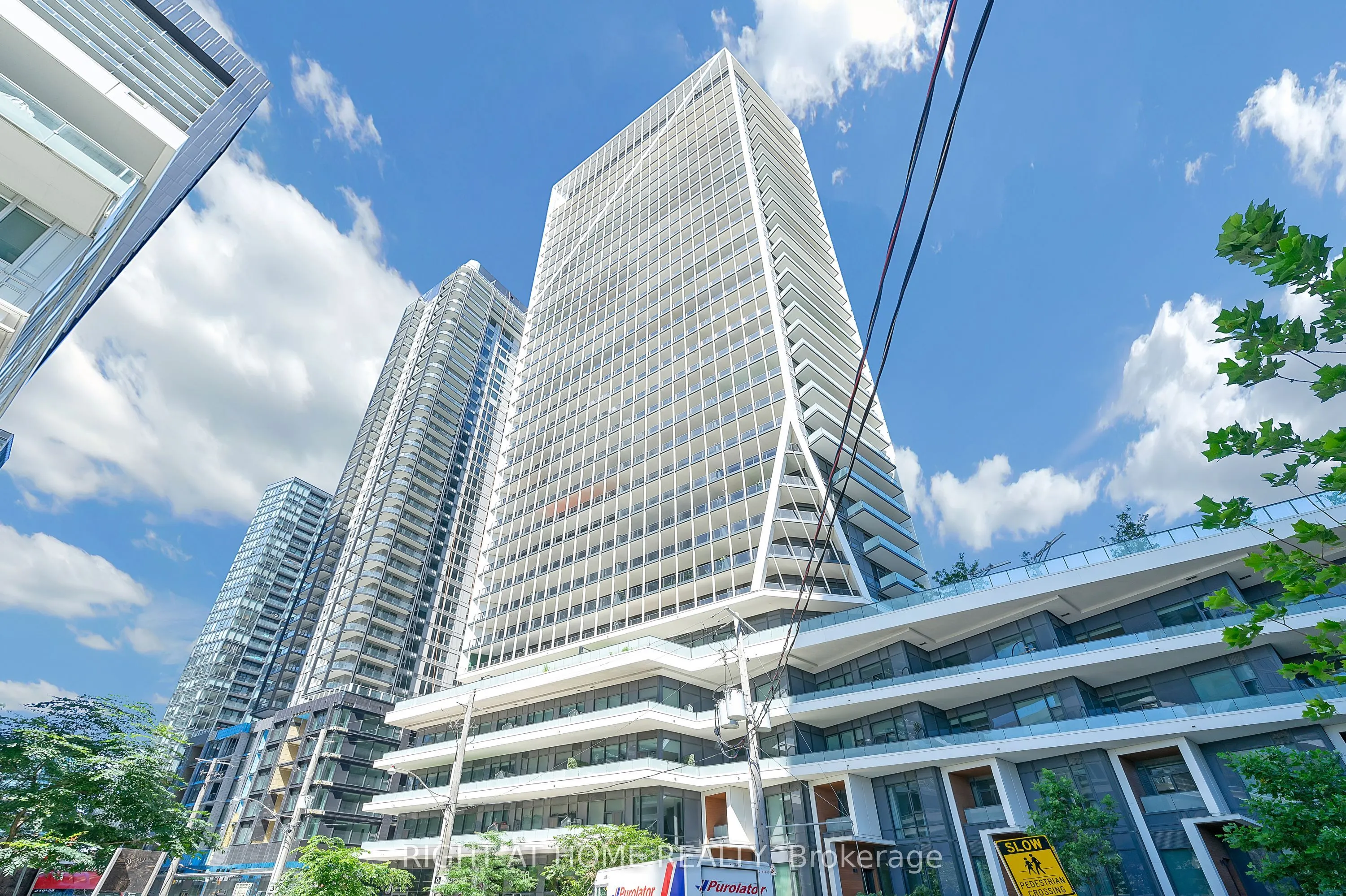 50 Ordnance Street, #3307