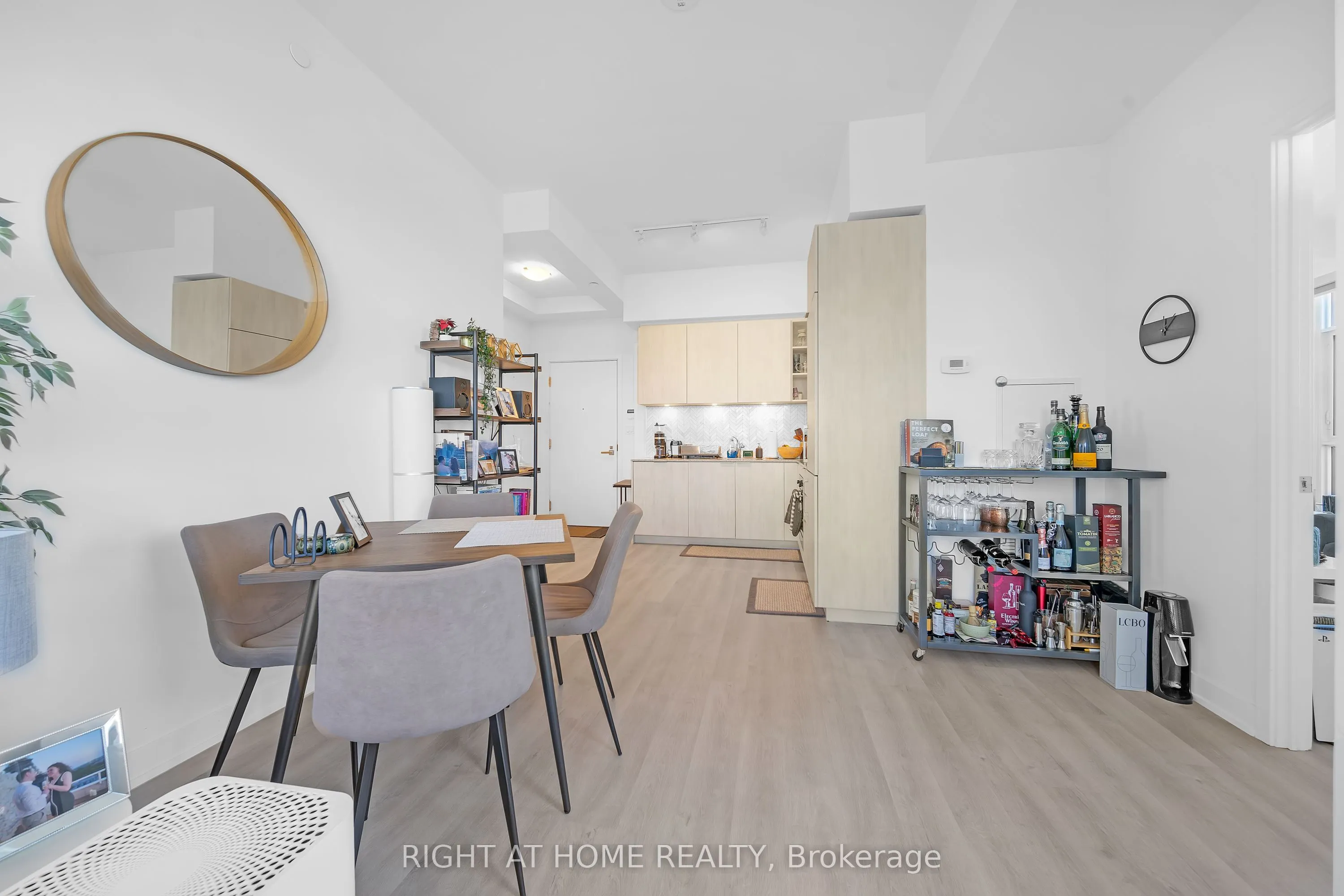 50 Ordnance Street, #3307