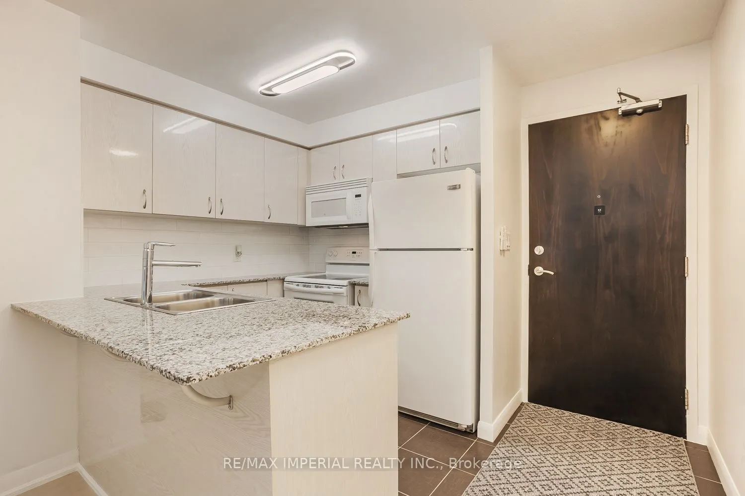 5793 Yonge Street, #2006