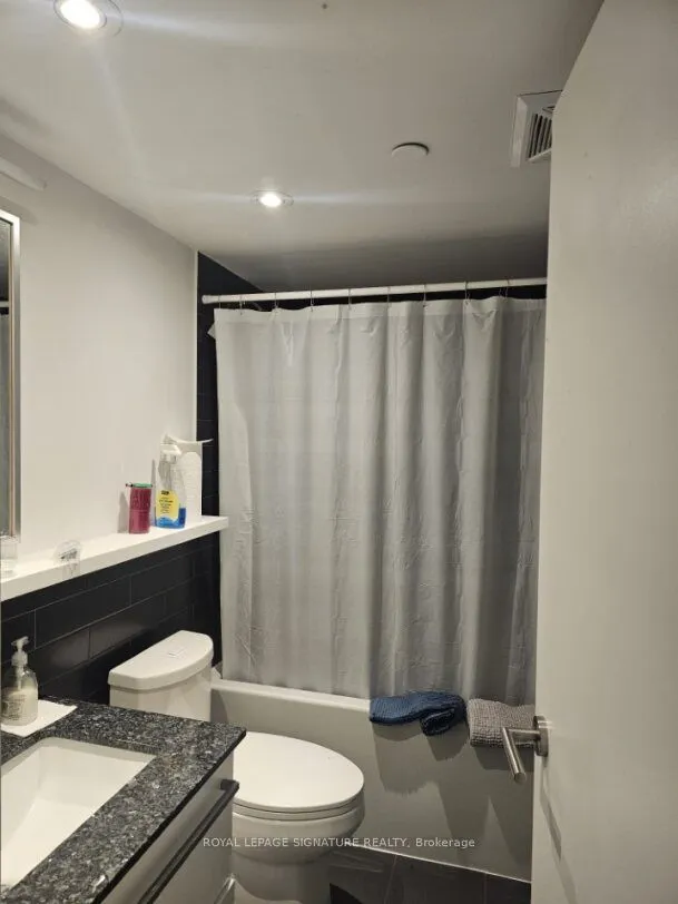 120 Varna Drive, #617