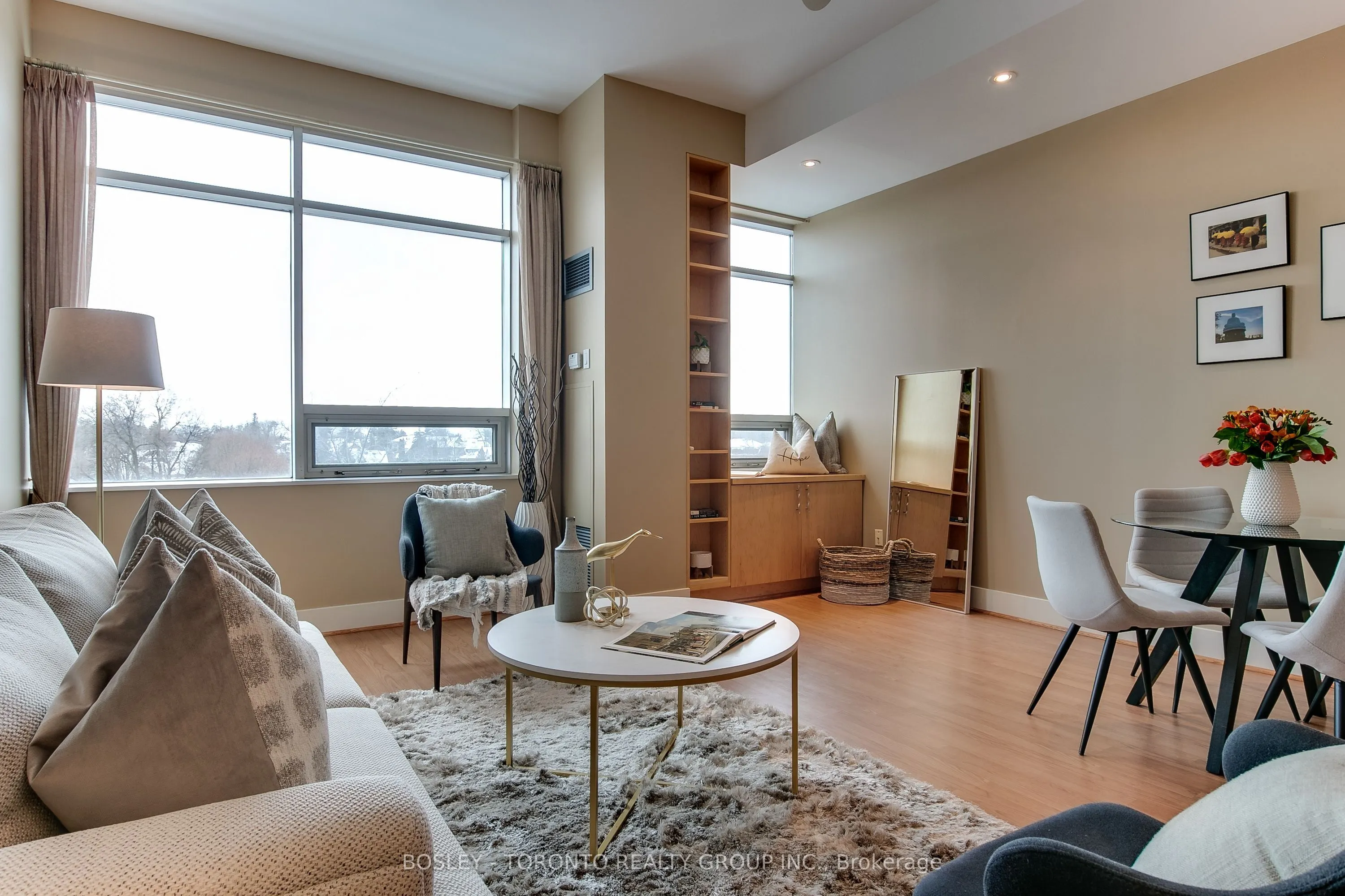 562 Eglinton Avenue E, #309