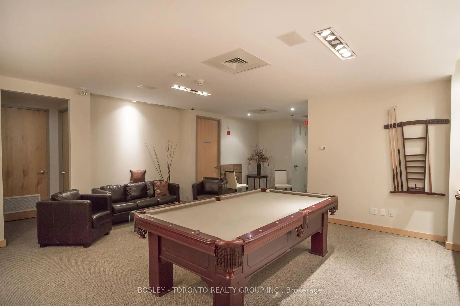 562 Eglinton Avenue E, #309