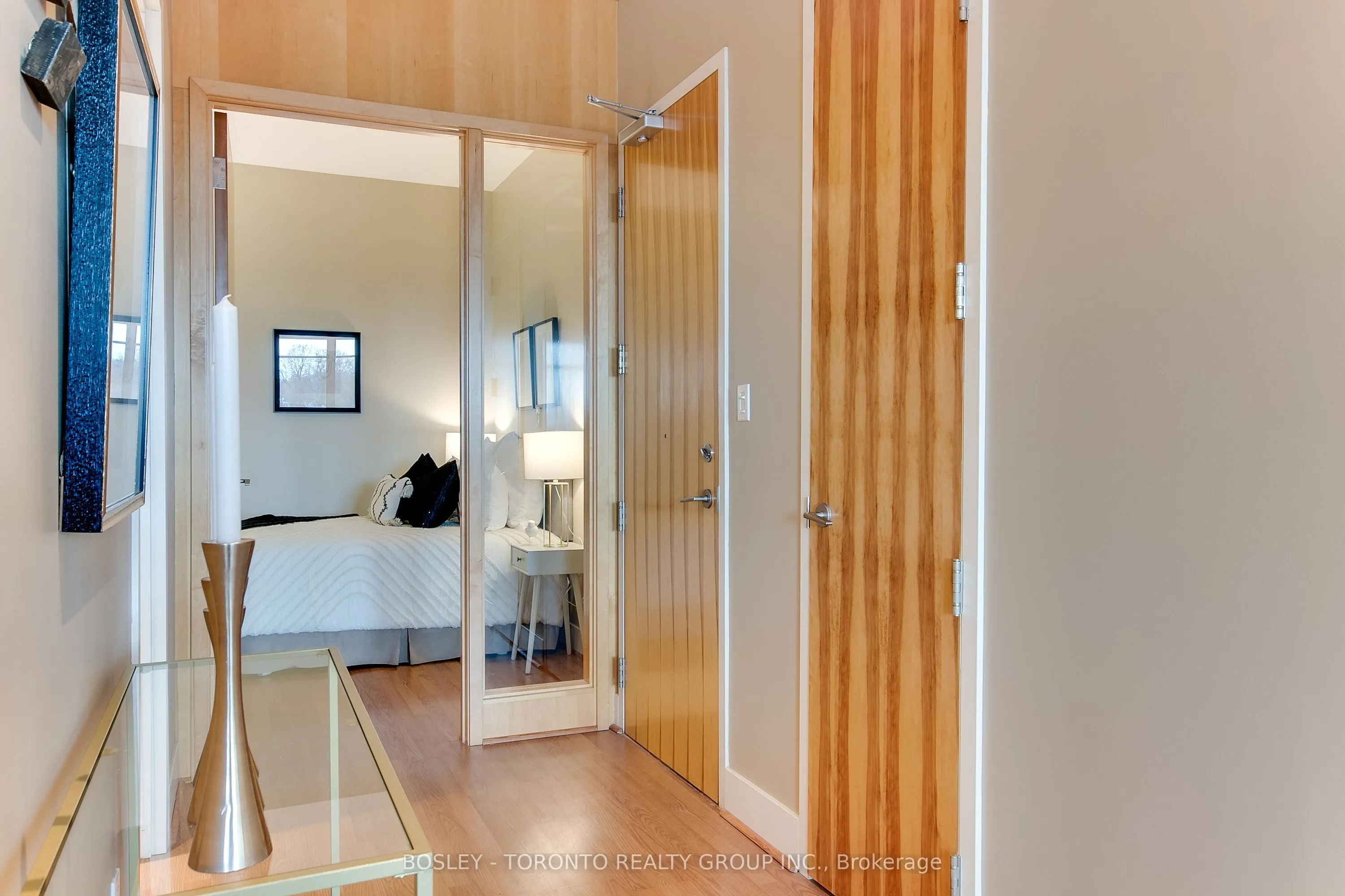 562 Eglinton Avenue E, #309