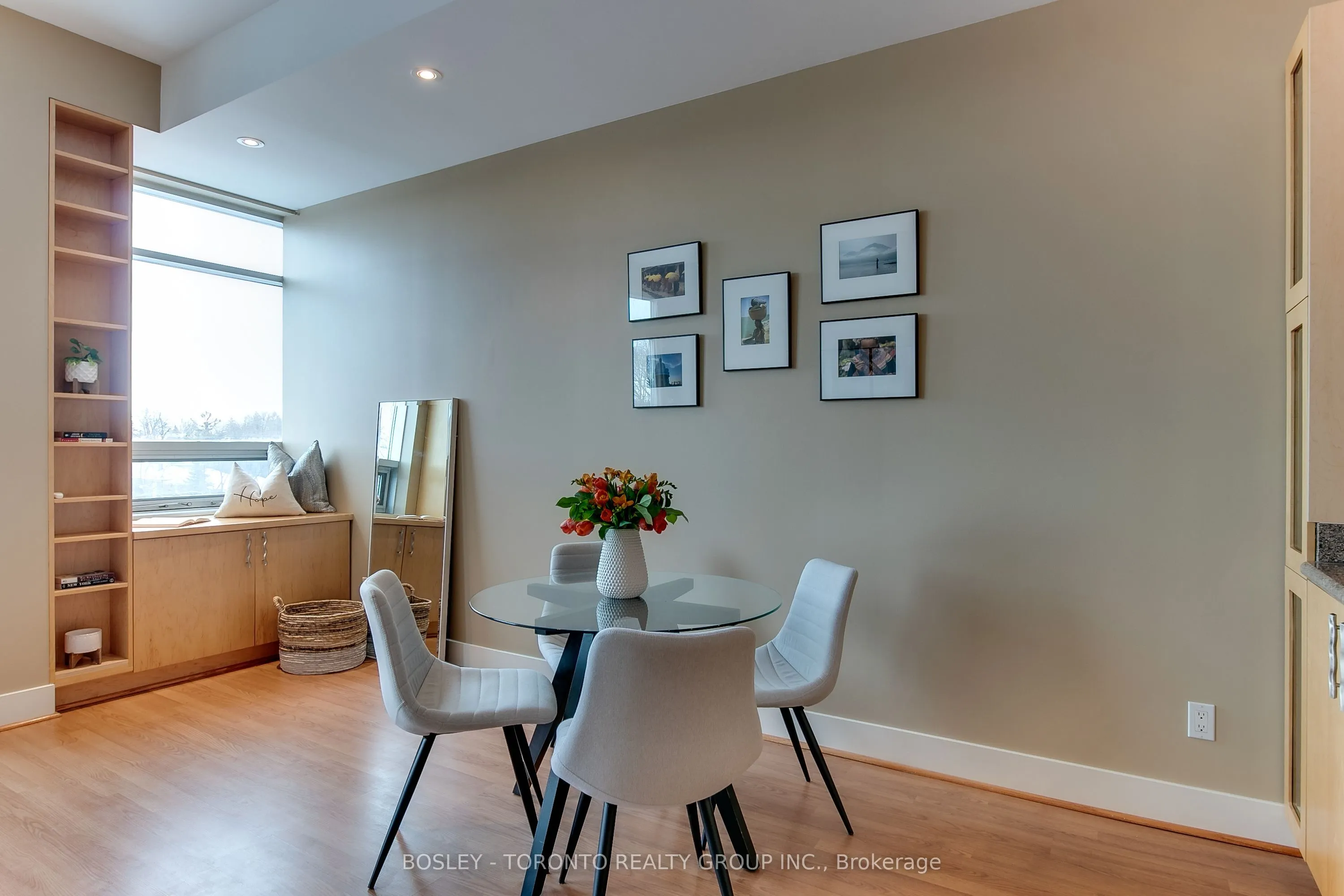 562 Eglinton Avenue E, #309