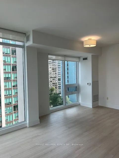 310 Tweedsmuir Avenue, #1002