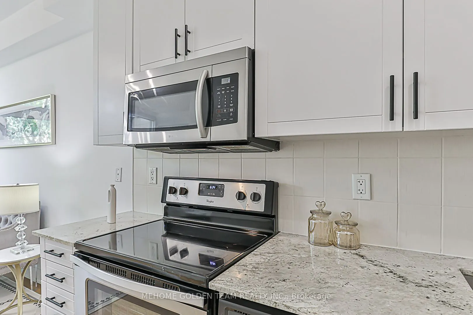 23 Eldora Avenue, #81