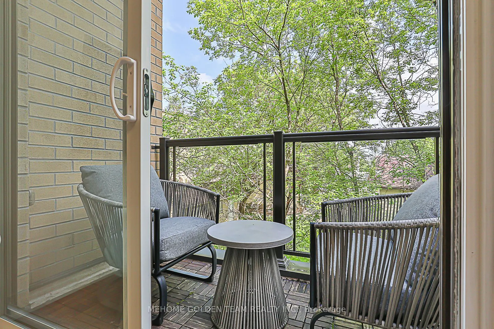 23 Eldora Avenue, #81