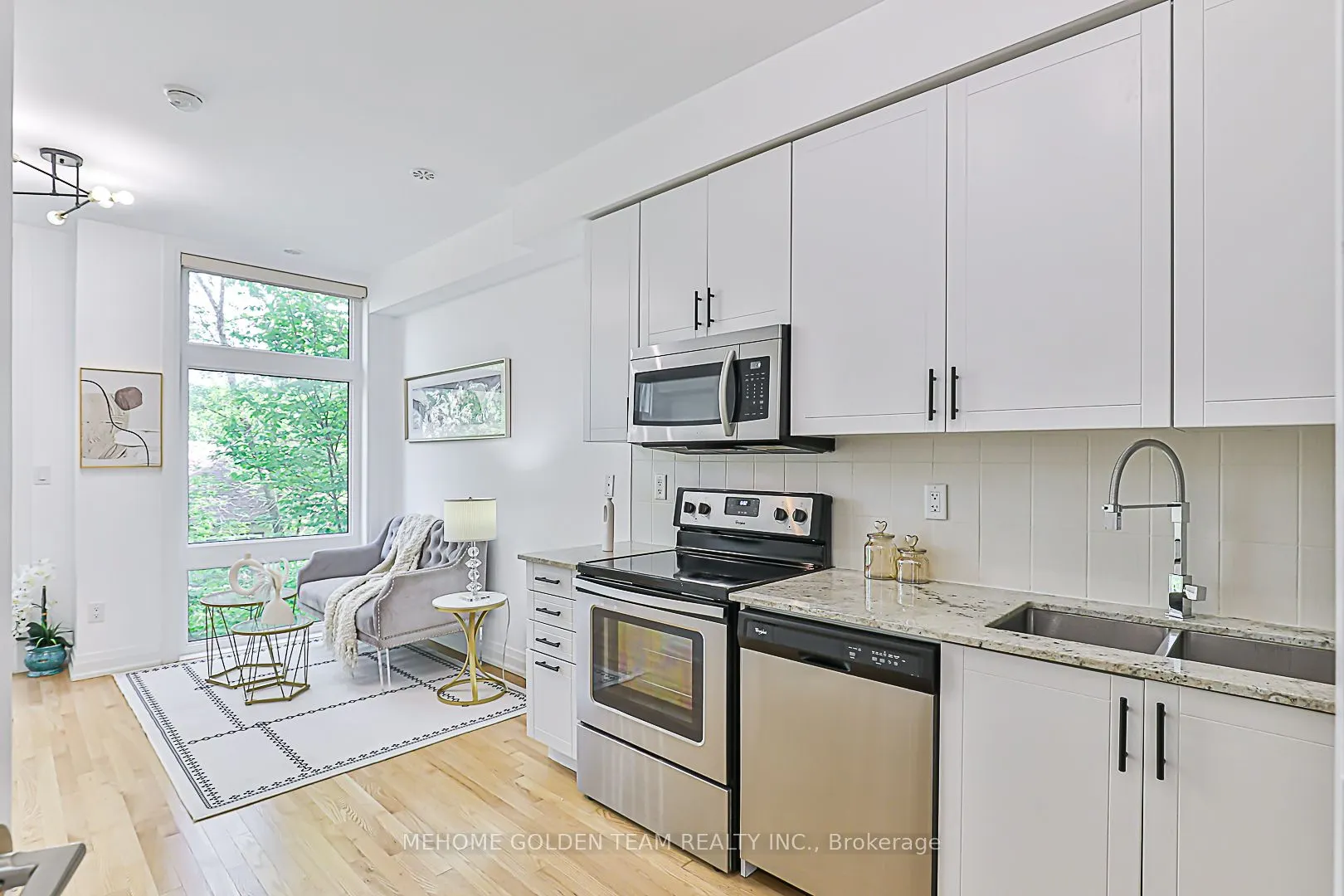 23 Eldora Avenue, #81