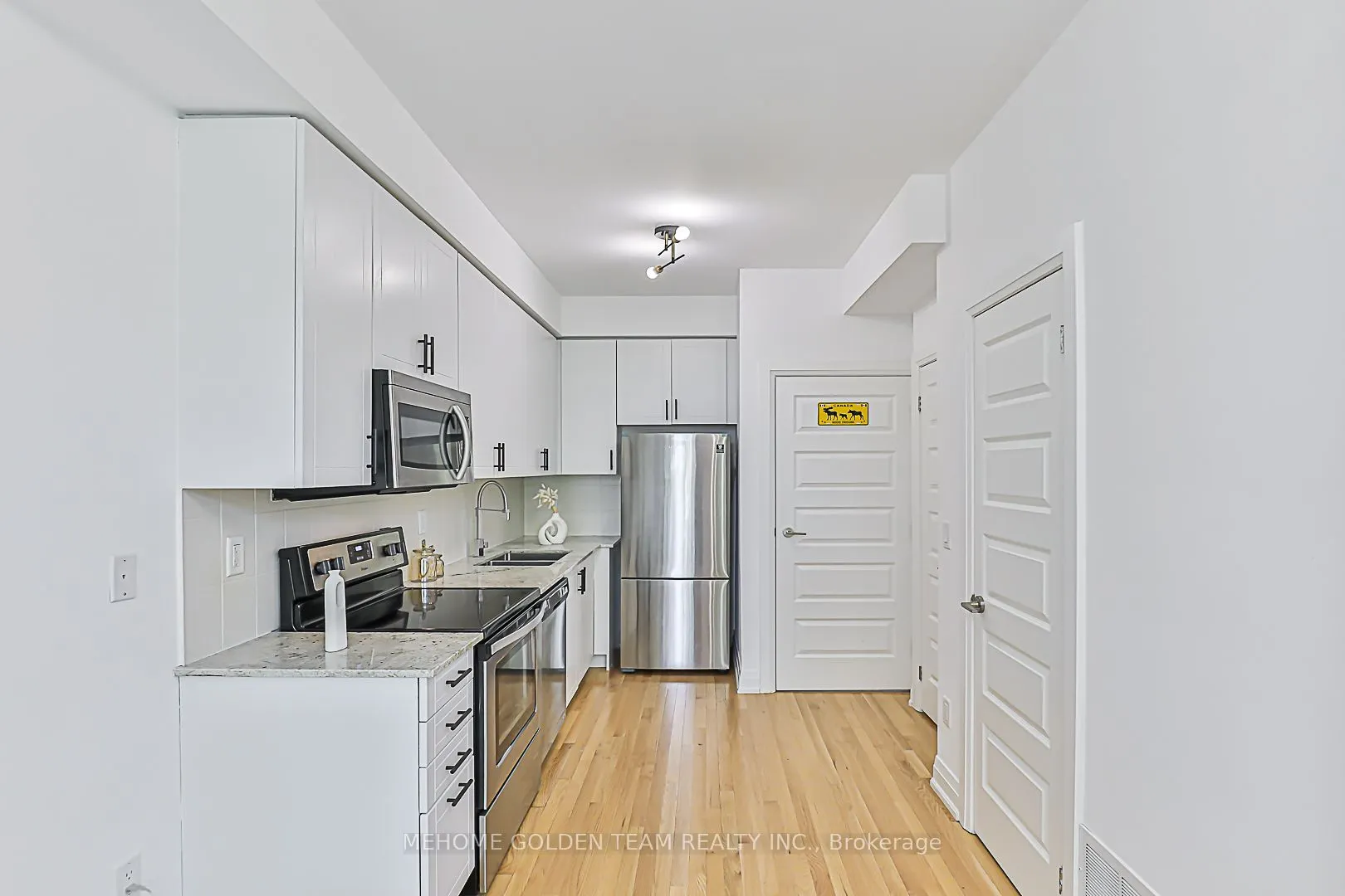 23 Eldora Avenue, #81