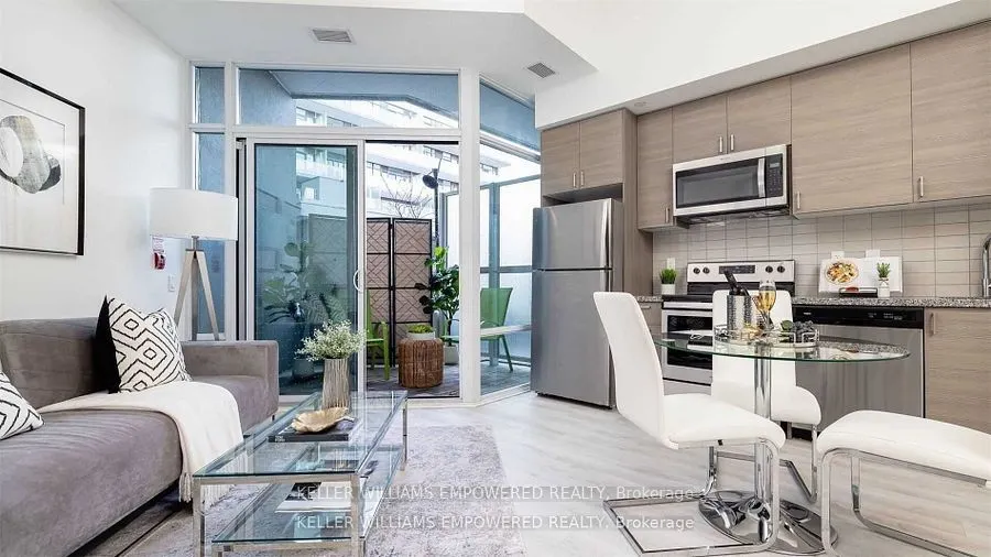 621 Sheppard Avenue E, #110