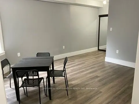 614 COLLEGE Street, #1