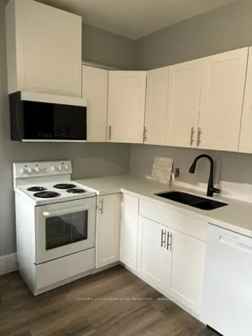 614 COLLEGE Street, #1