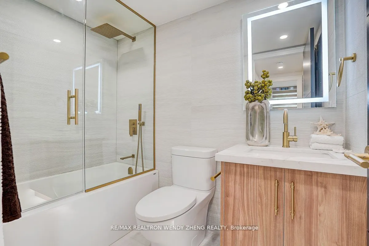 65 SPRING GARDEN Avenue, #102