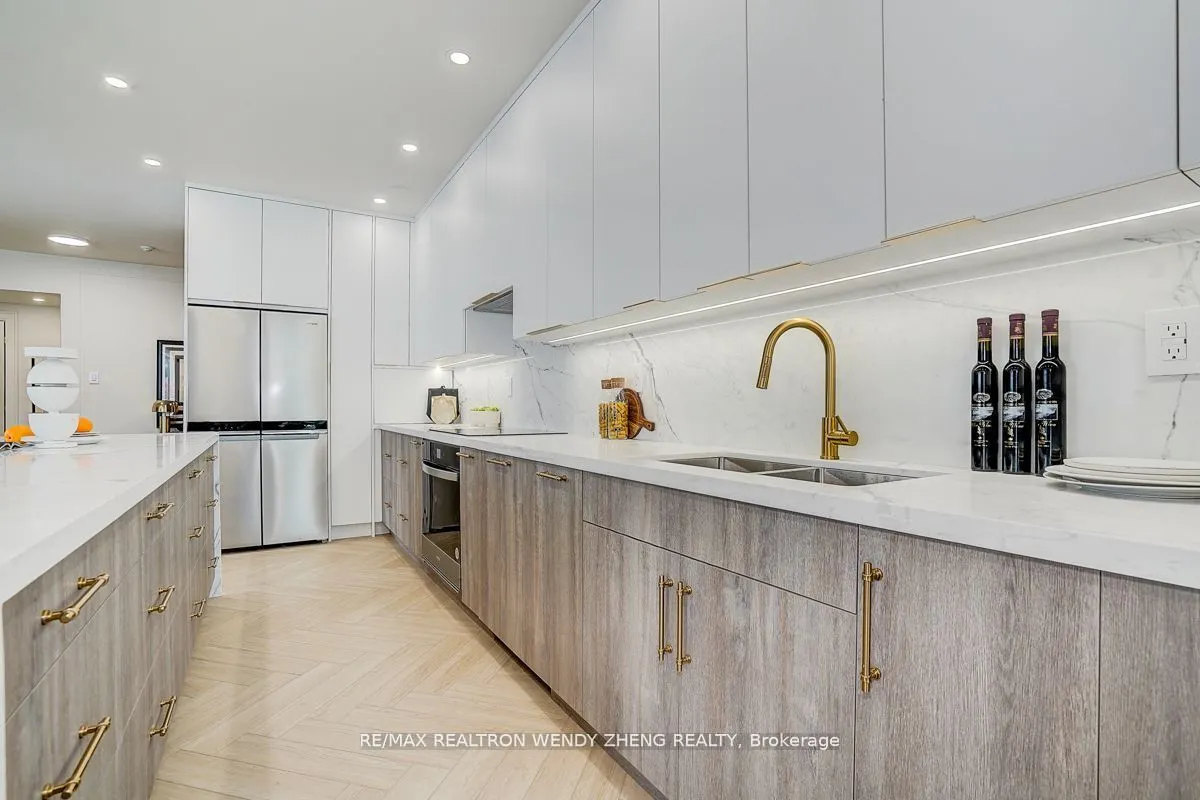 65 SPRING GARDEN Avenue, #102
