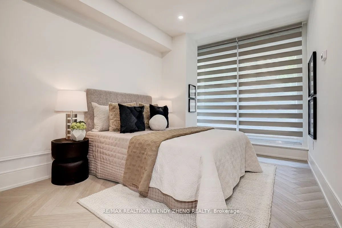 65 SPRING GARDEN Avenue, #102