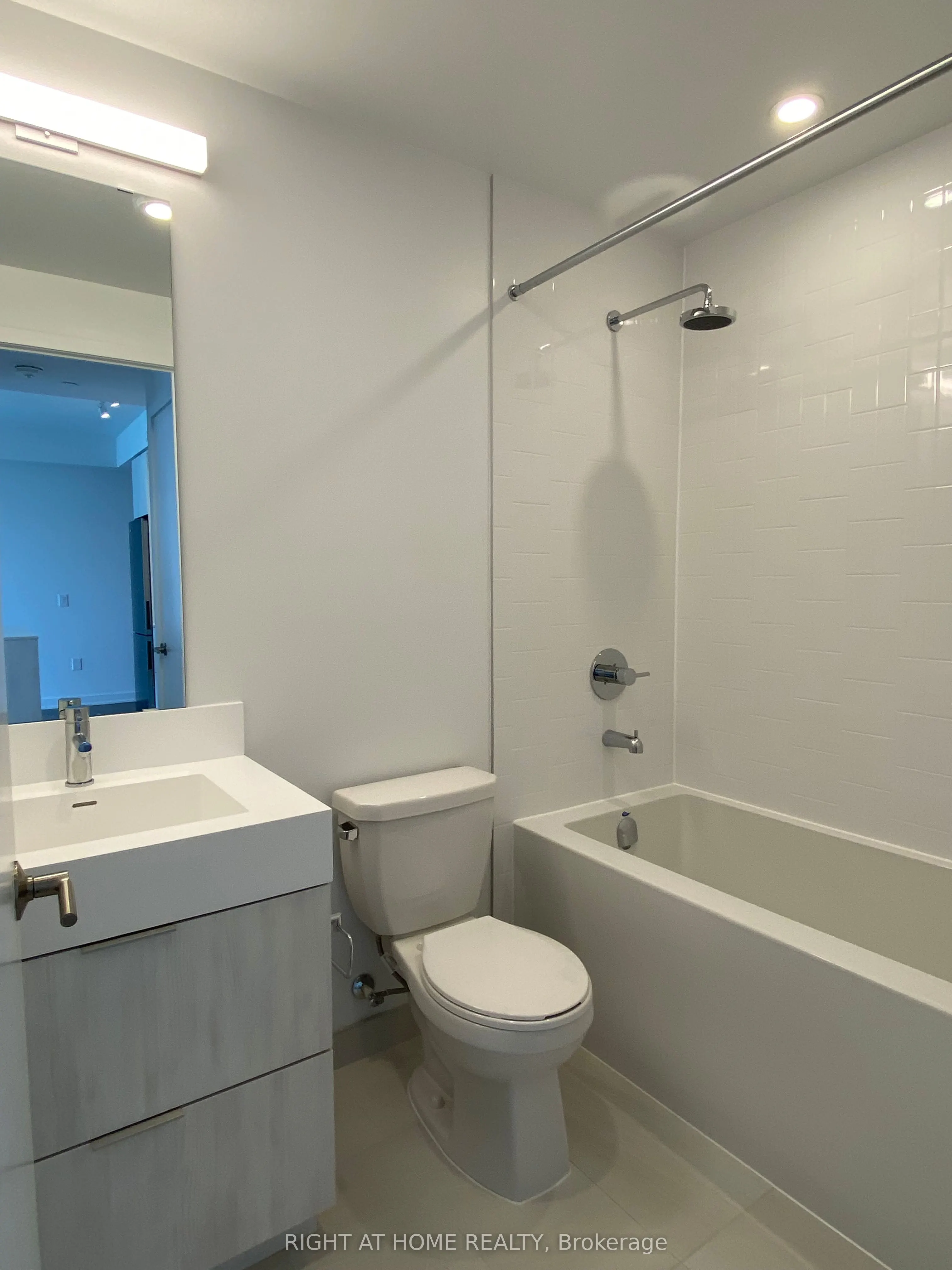 130 River Street, #2107
