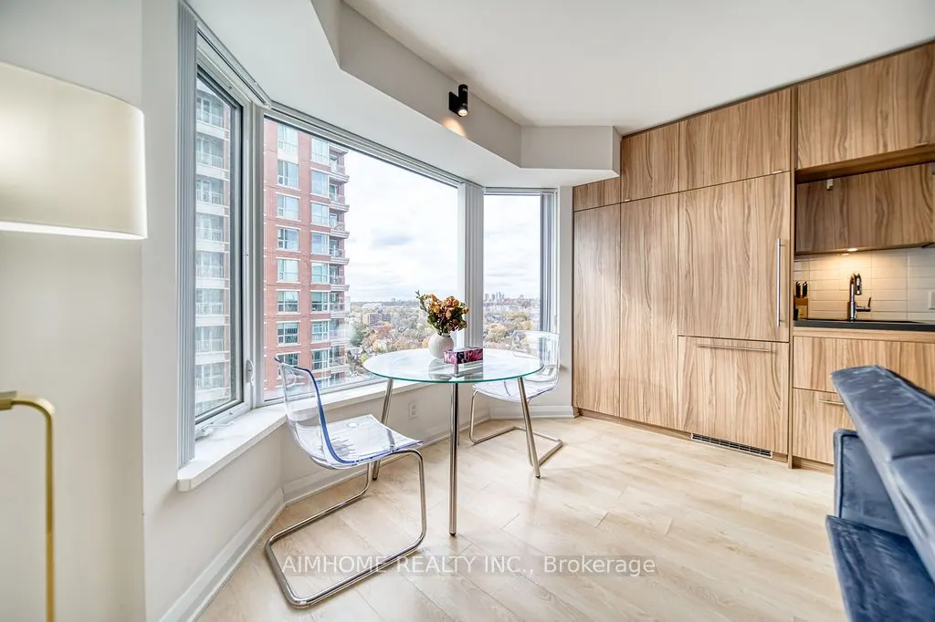 155 Yorkville Avenue, #1714
