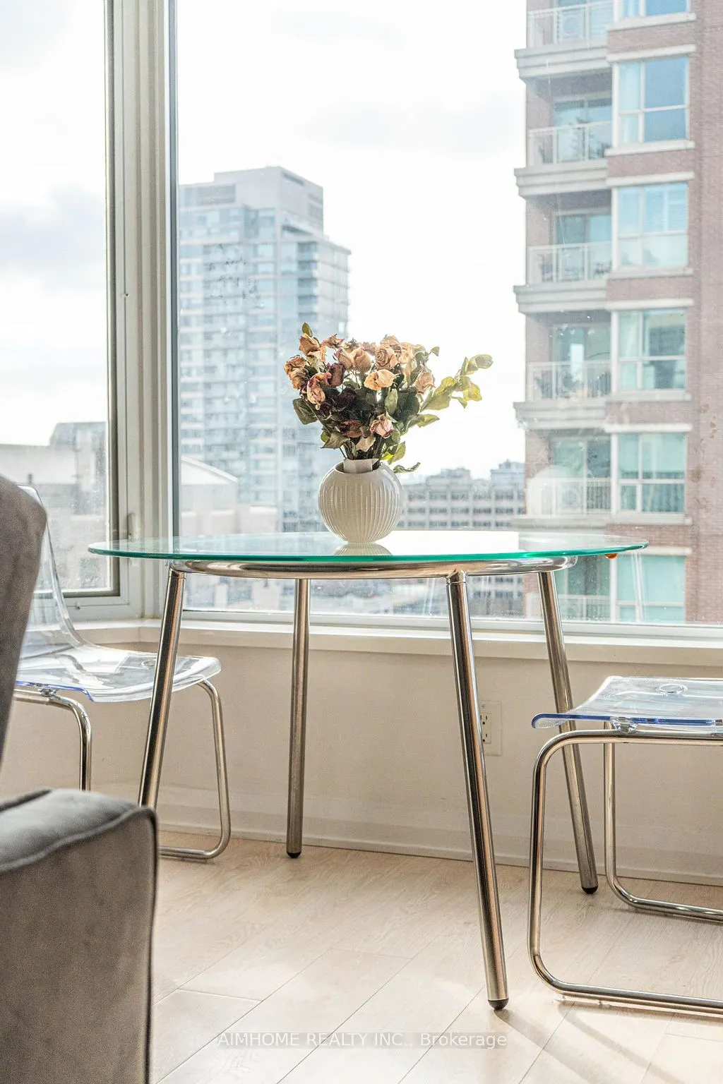 155 Yorkville Avenue, #1714