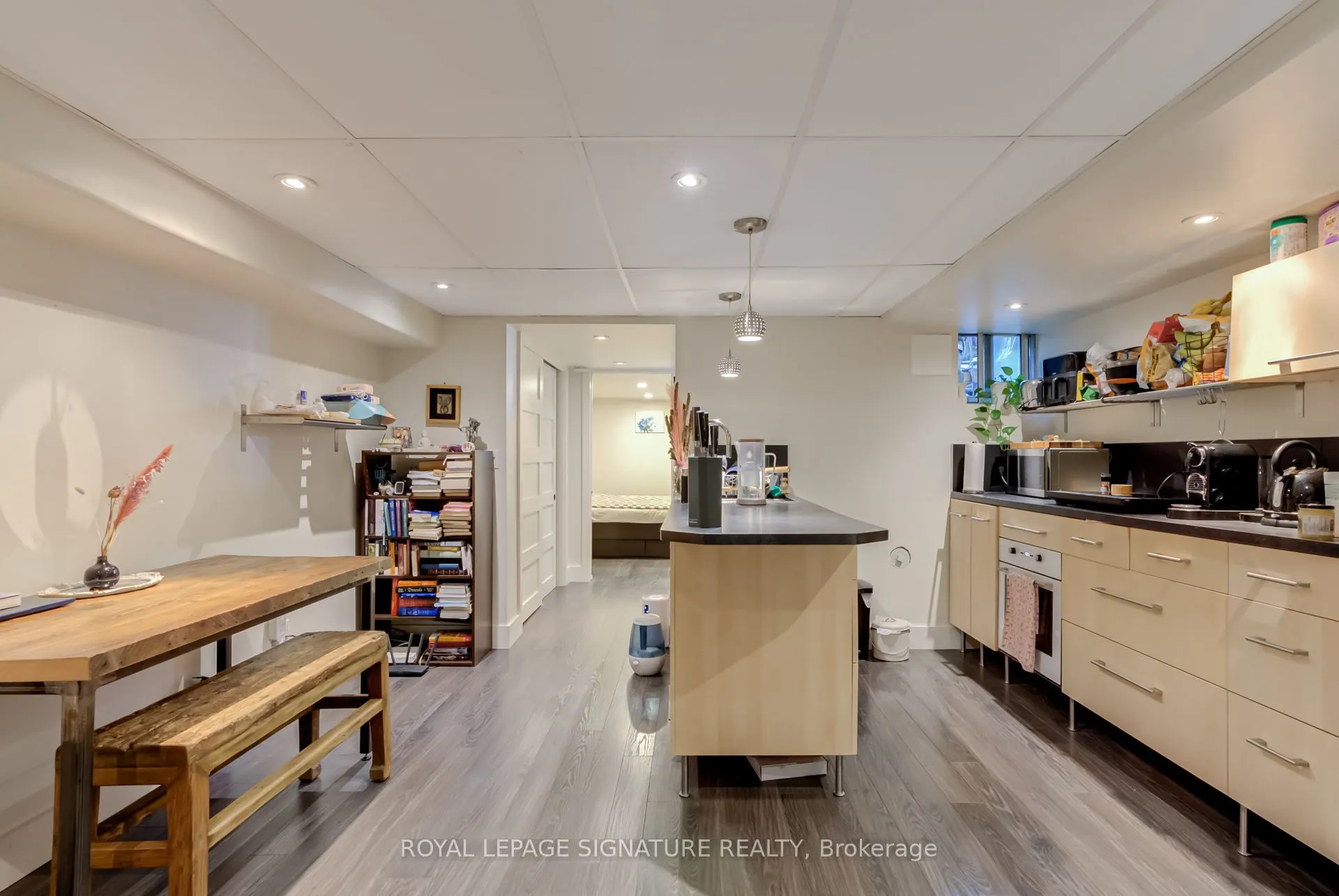 20 Manning Avenue