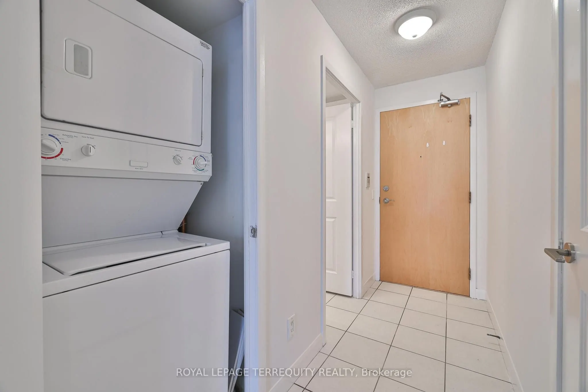 4968 Yonge Street, #2706