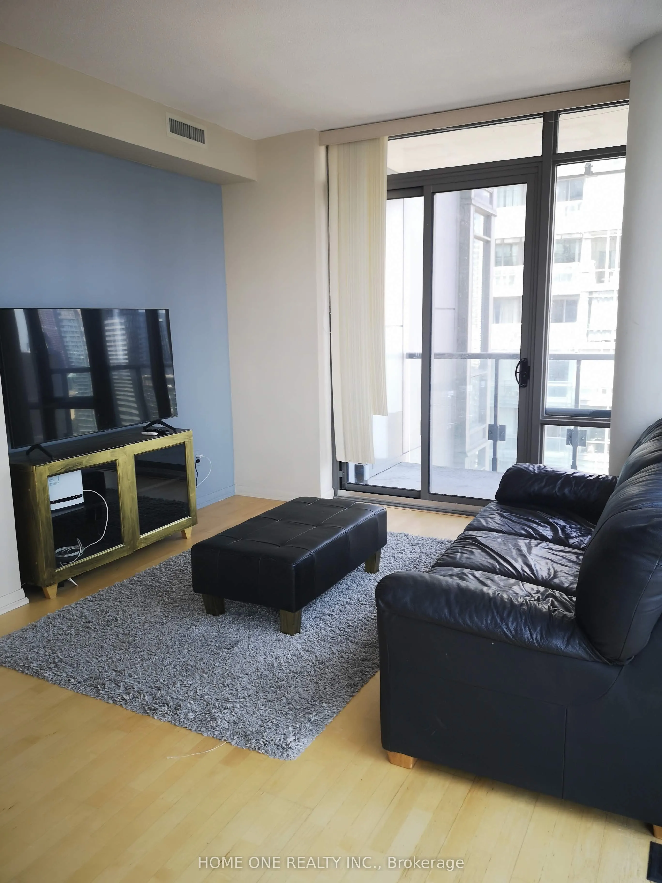 38 Grenville Street, #3108