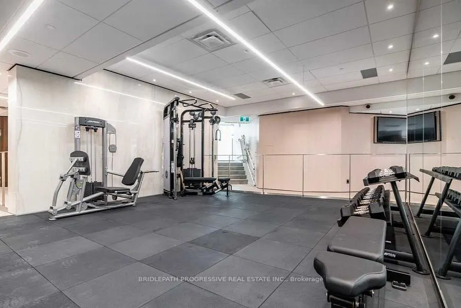 1001 Bay Street, #706