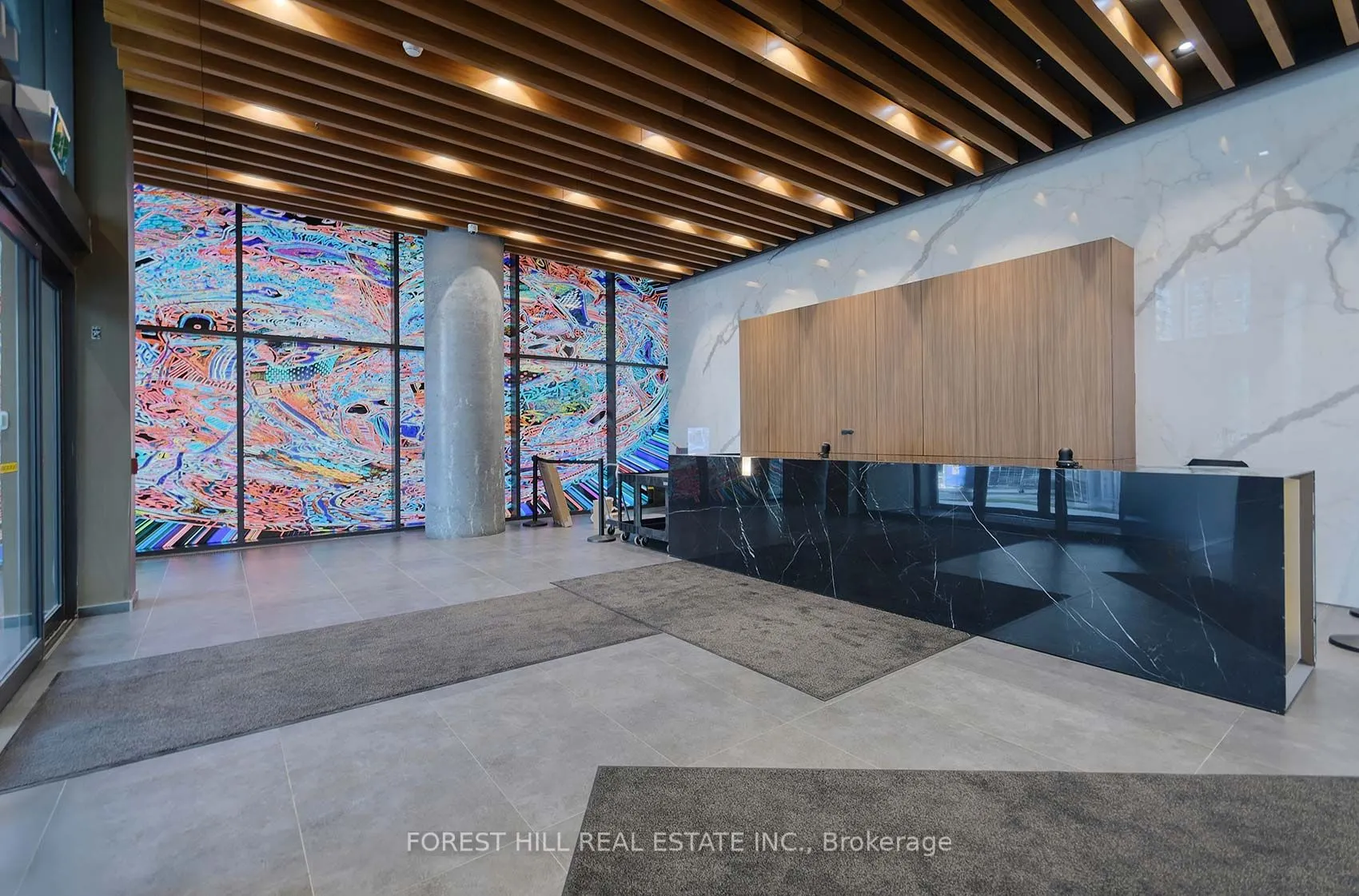 161 Roehampton Avenue, #711