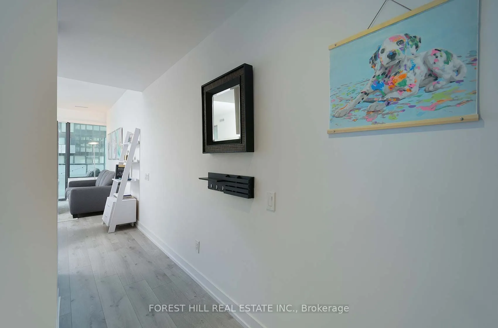 161 Roehampton Avenue, #711