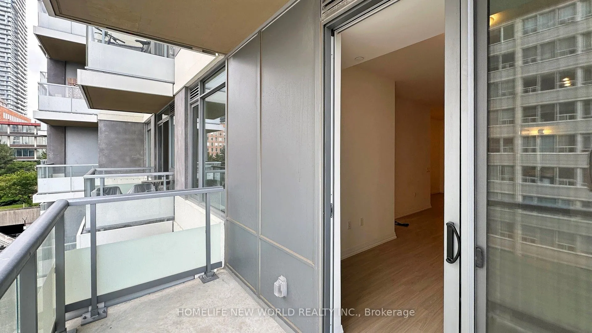 50 Dunfield Avenue, #714