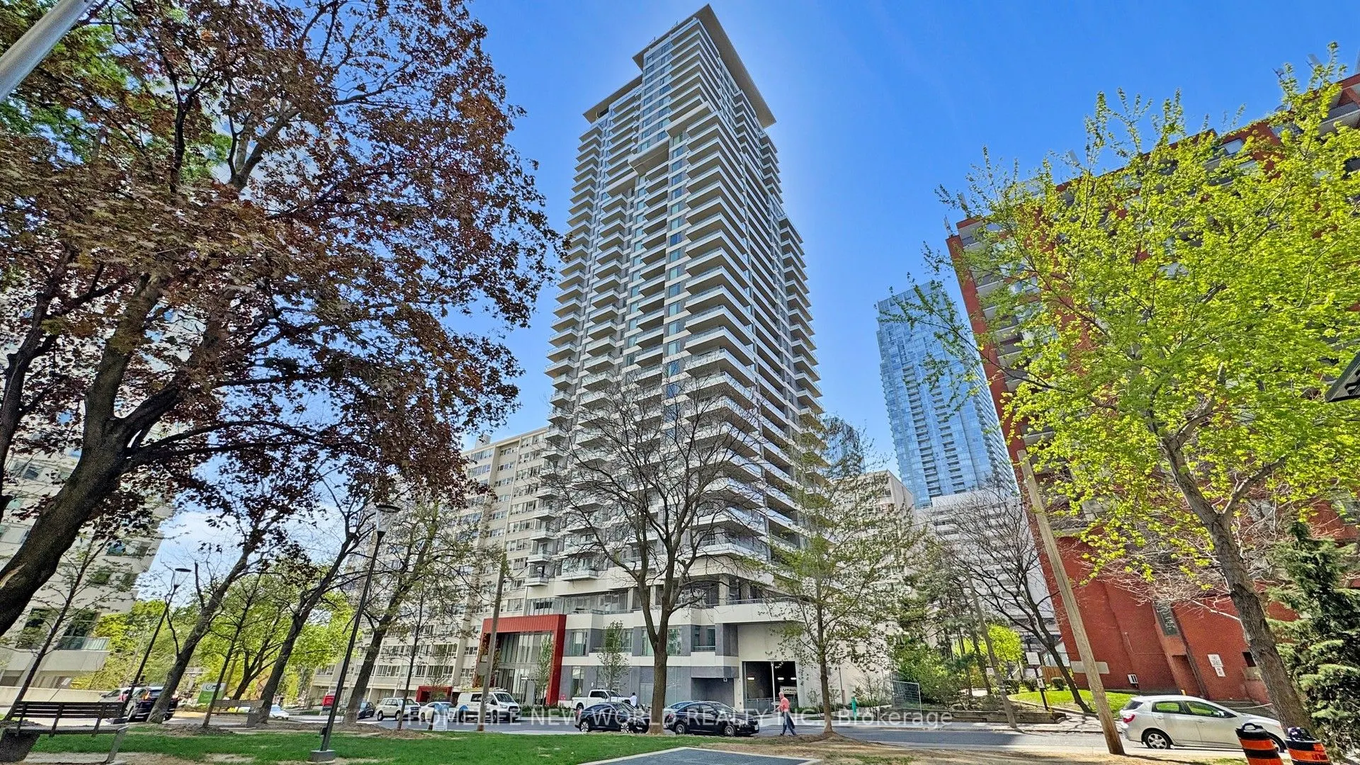 50 Dunfield Avenue, #714