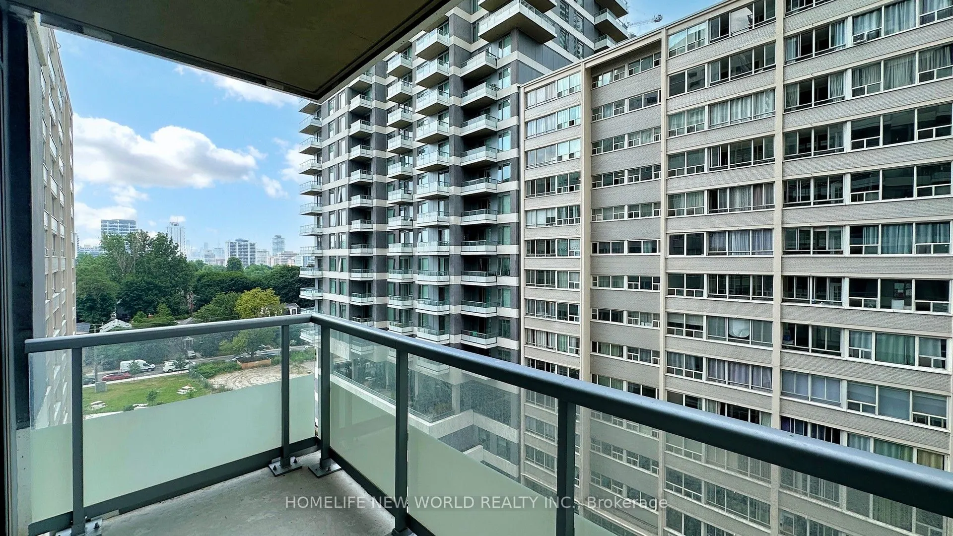 50 Dunfield Avenue, #714