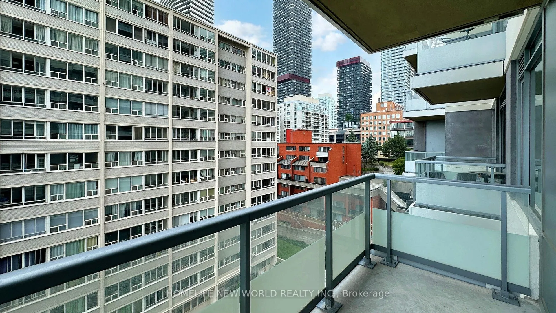 50 Dunfield Avenue, #714