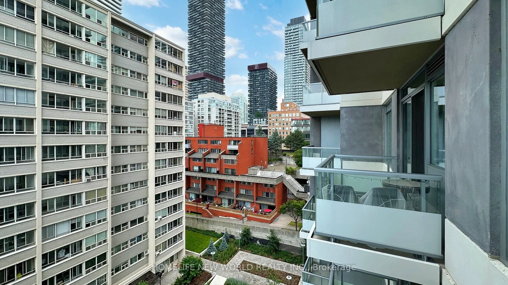 50 Dunfield Avenue, #714