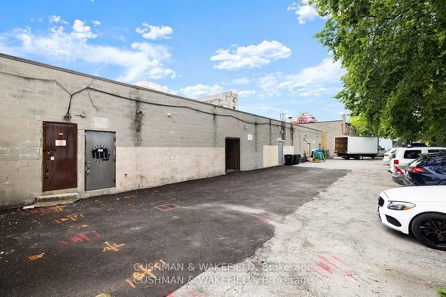 3537 Bathurst Street, #A