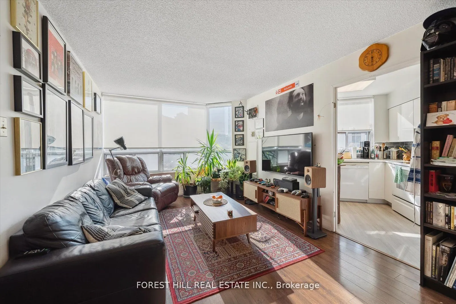 25 Maitland Street, #412