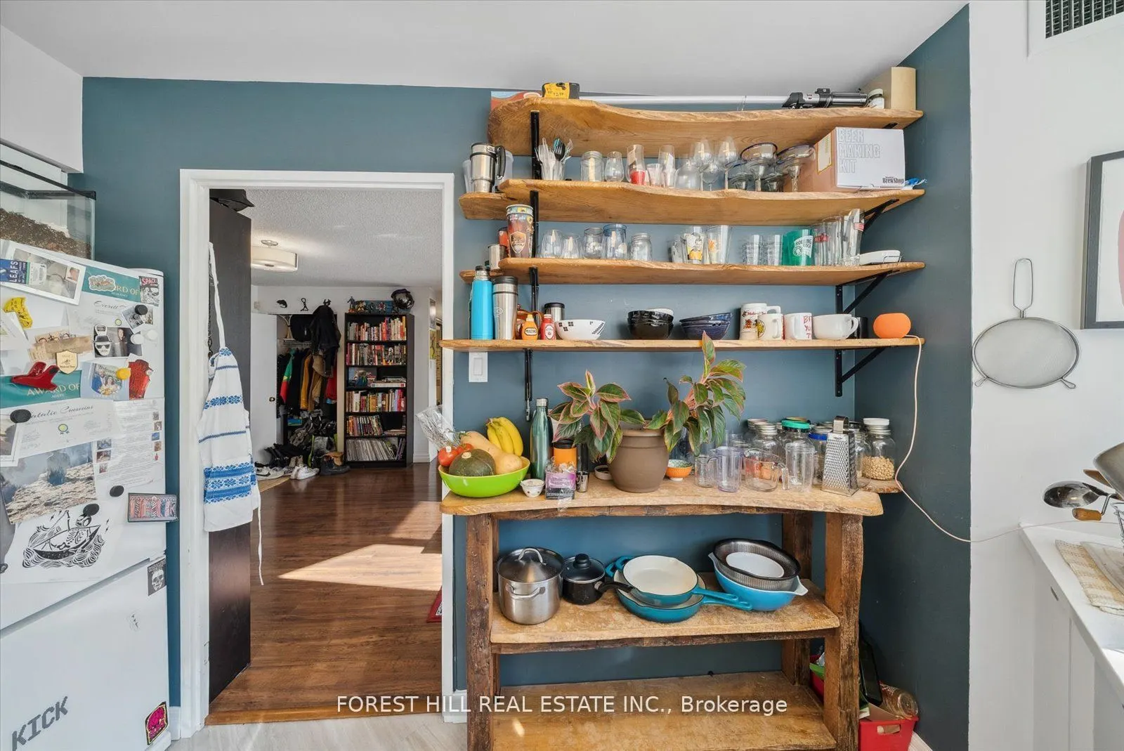 25 Maitland Street, #412