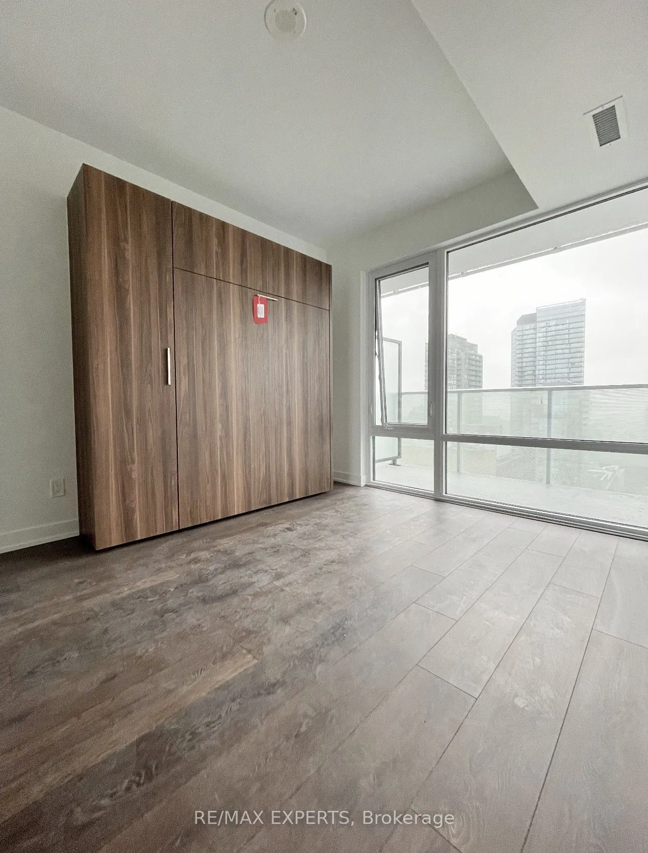 501 Yonge Street, #3213