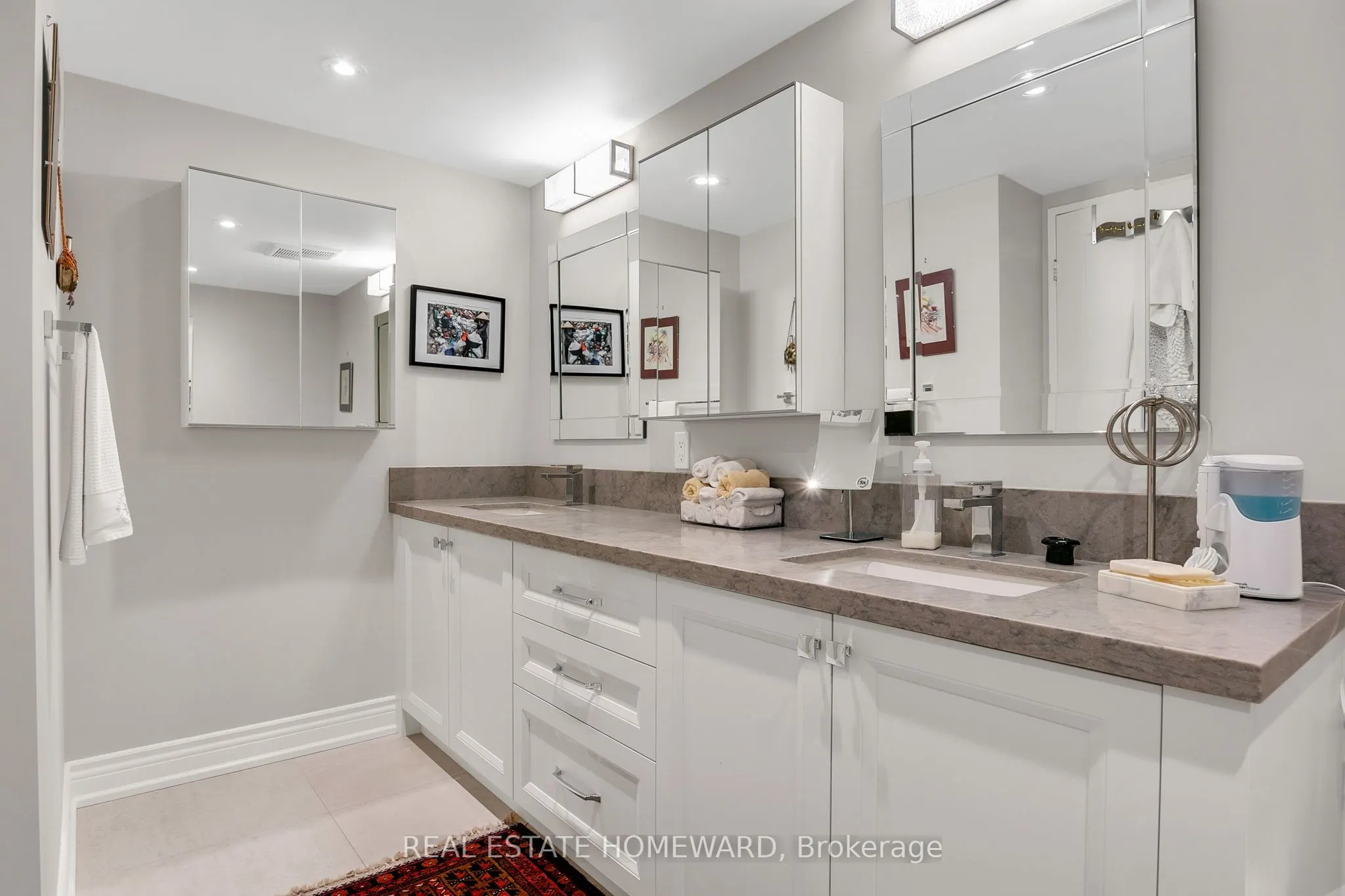 3 CONCORDE Place, #2603